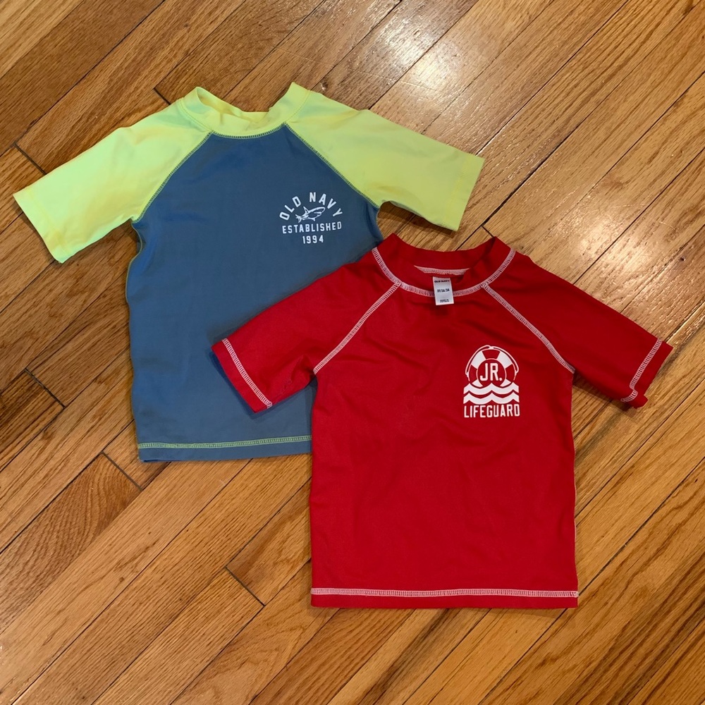 OLD NAVY 2 Toddler 3T Short Sleeve Rashguards